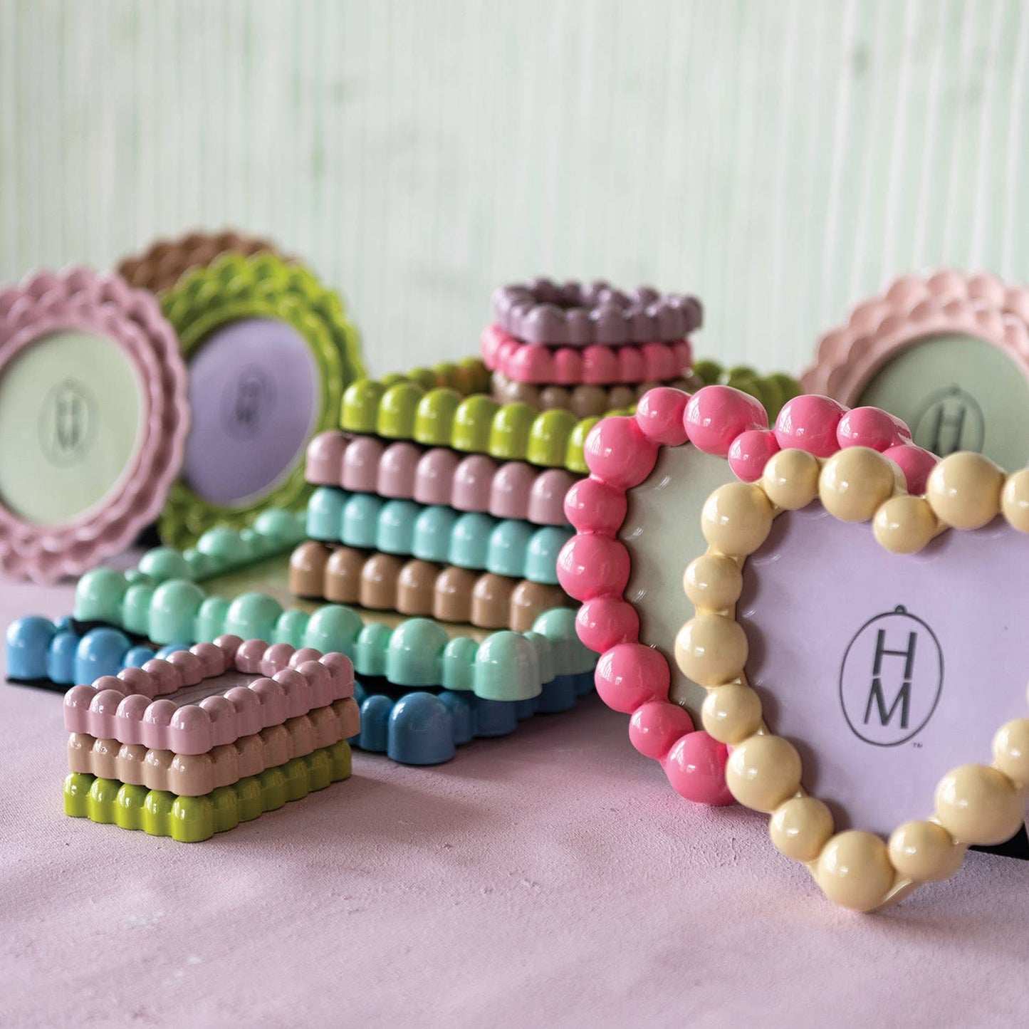 Resin & MDF Ruffled Picture Frame