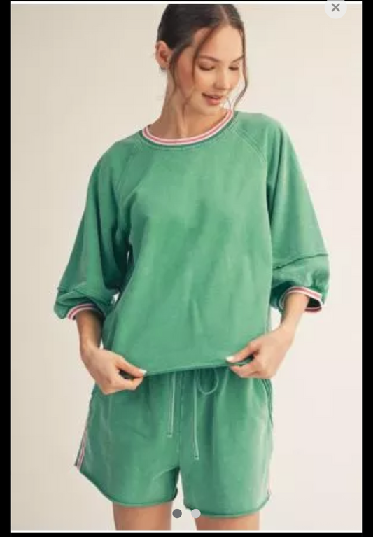Green W/ Pink Stripes Set