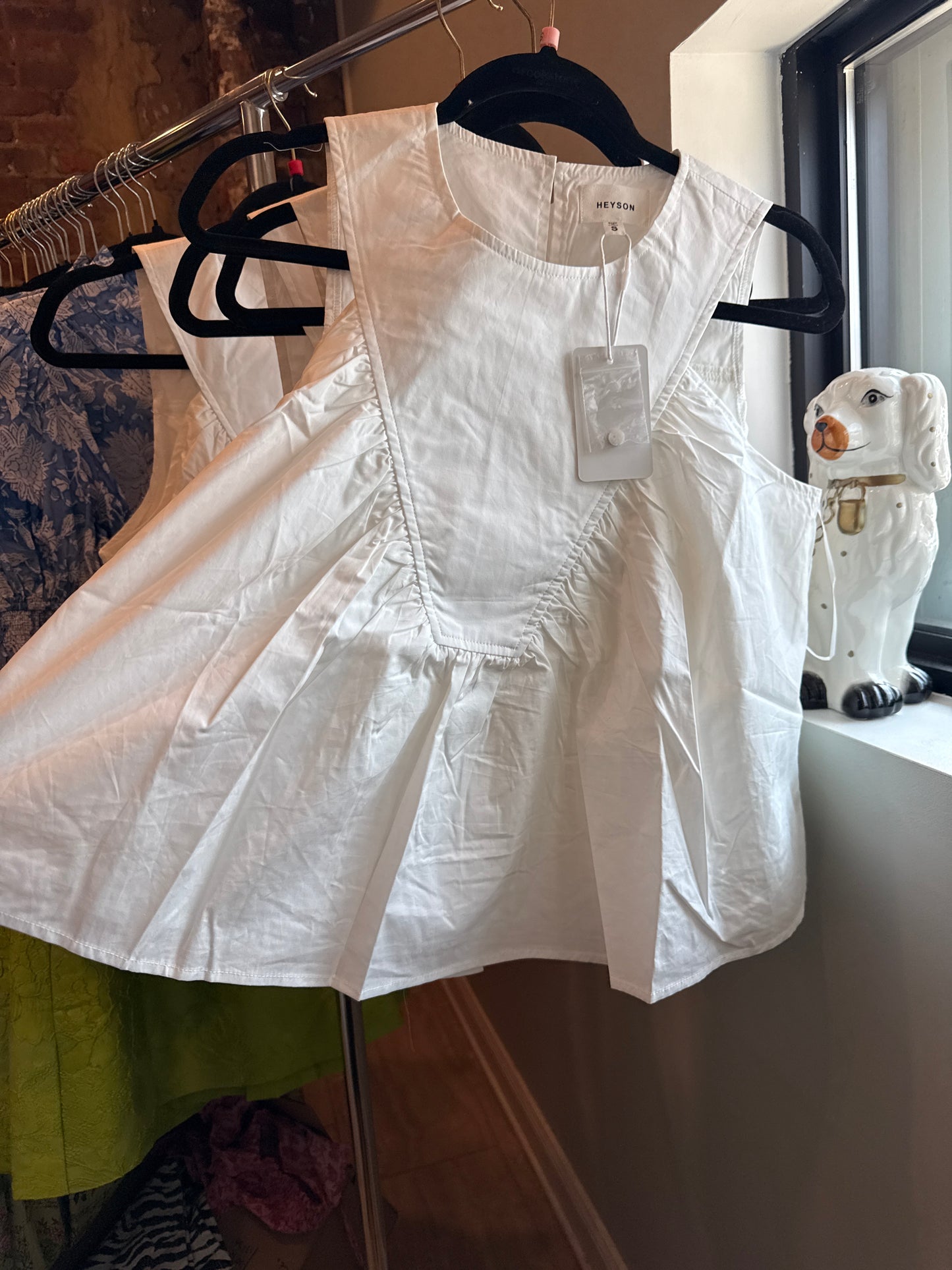 Alex A White Sleeveless Blouse